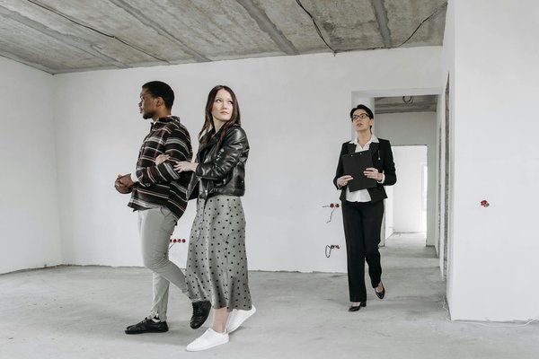 Carte bancaire pour mineur : les avantages pour les parents et leur enfant